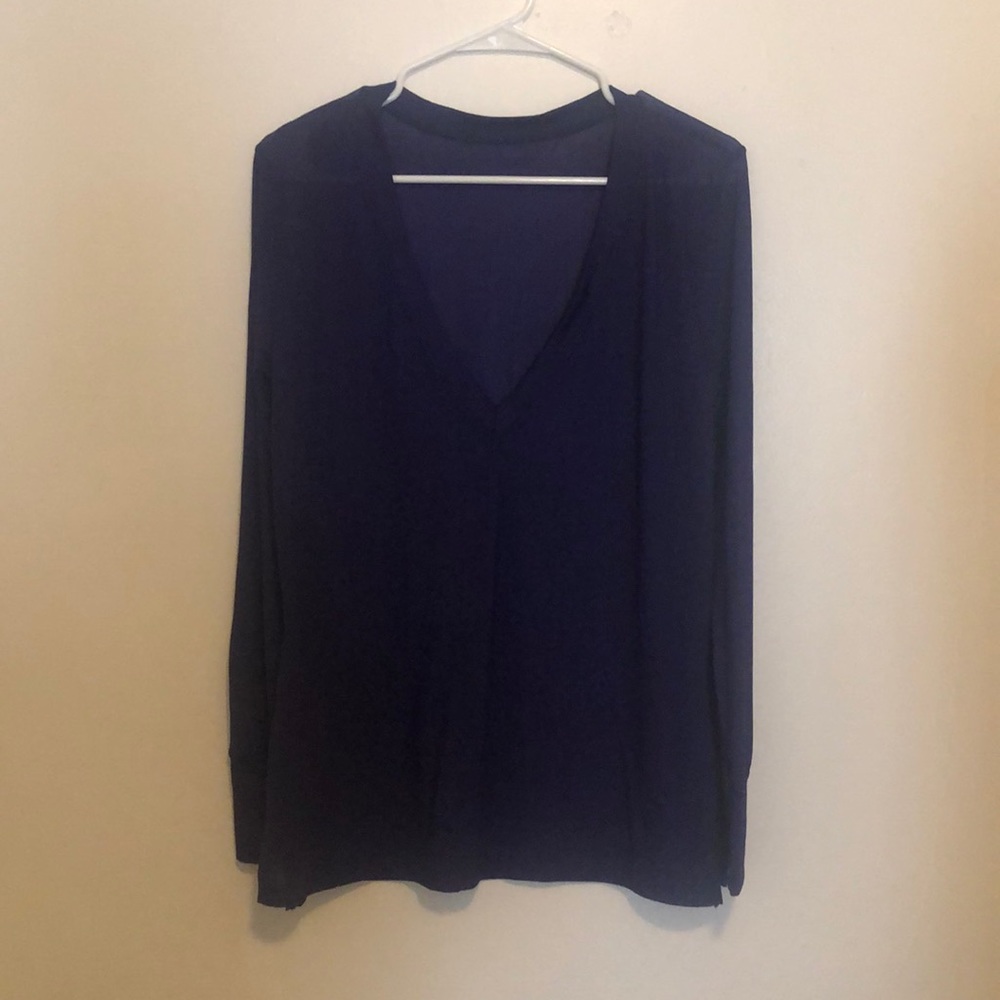 luluLemon Lightweight  Long Sleeve Top M 🏃🏼‍♀️